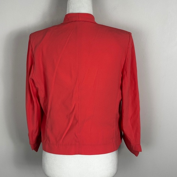 Aritzia Babaton Power Waist Blazer Jacket Coral Peach Sz 8 Style 68192 Cropped - Picture 5 of 16